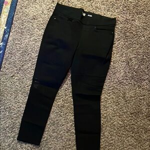 Signature Levi Strauss shaping pull-on skinny jeans